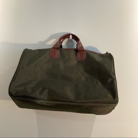 HANG TEN Travel Overnight Canvass Faux Leather  Trim Front Pocket - Picture 4 of 6